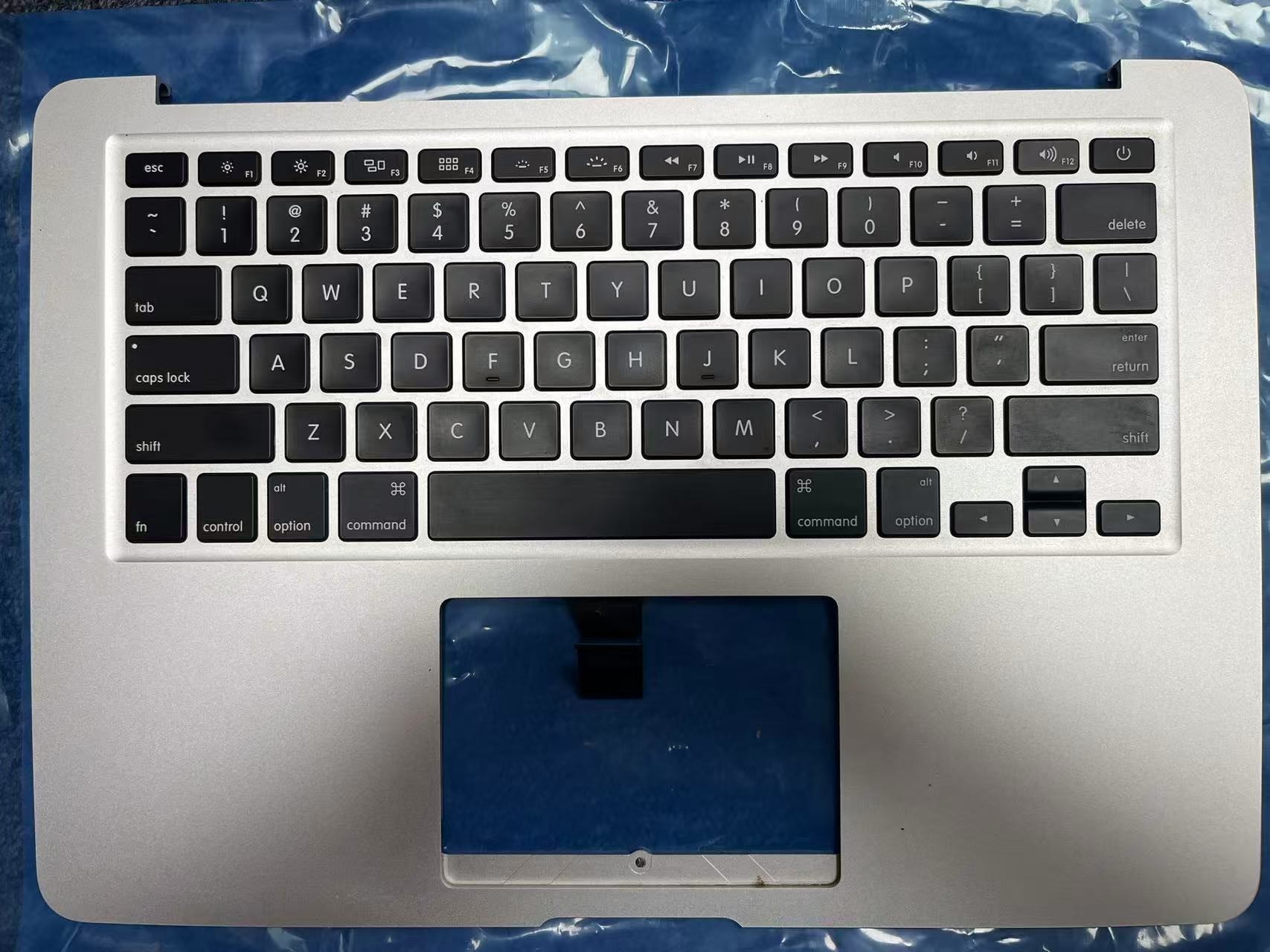 90% Novo, Topcase Original par - Keyboard Cover avaliação e preço