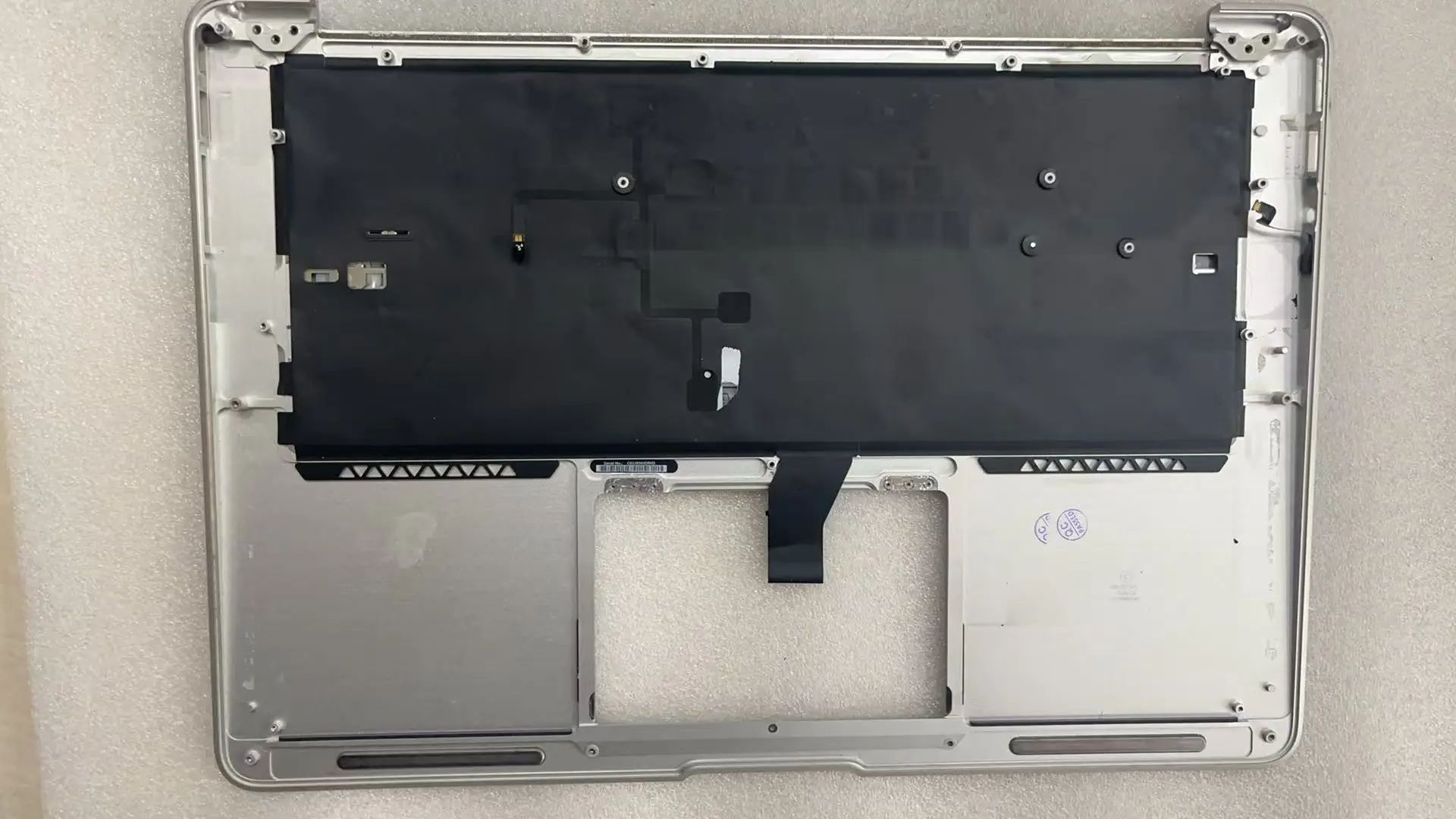 90% Novo, Topcase Original par - Keyboard Cover avaliação e preço